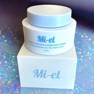 Honey Infused Hydration Mask - White